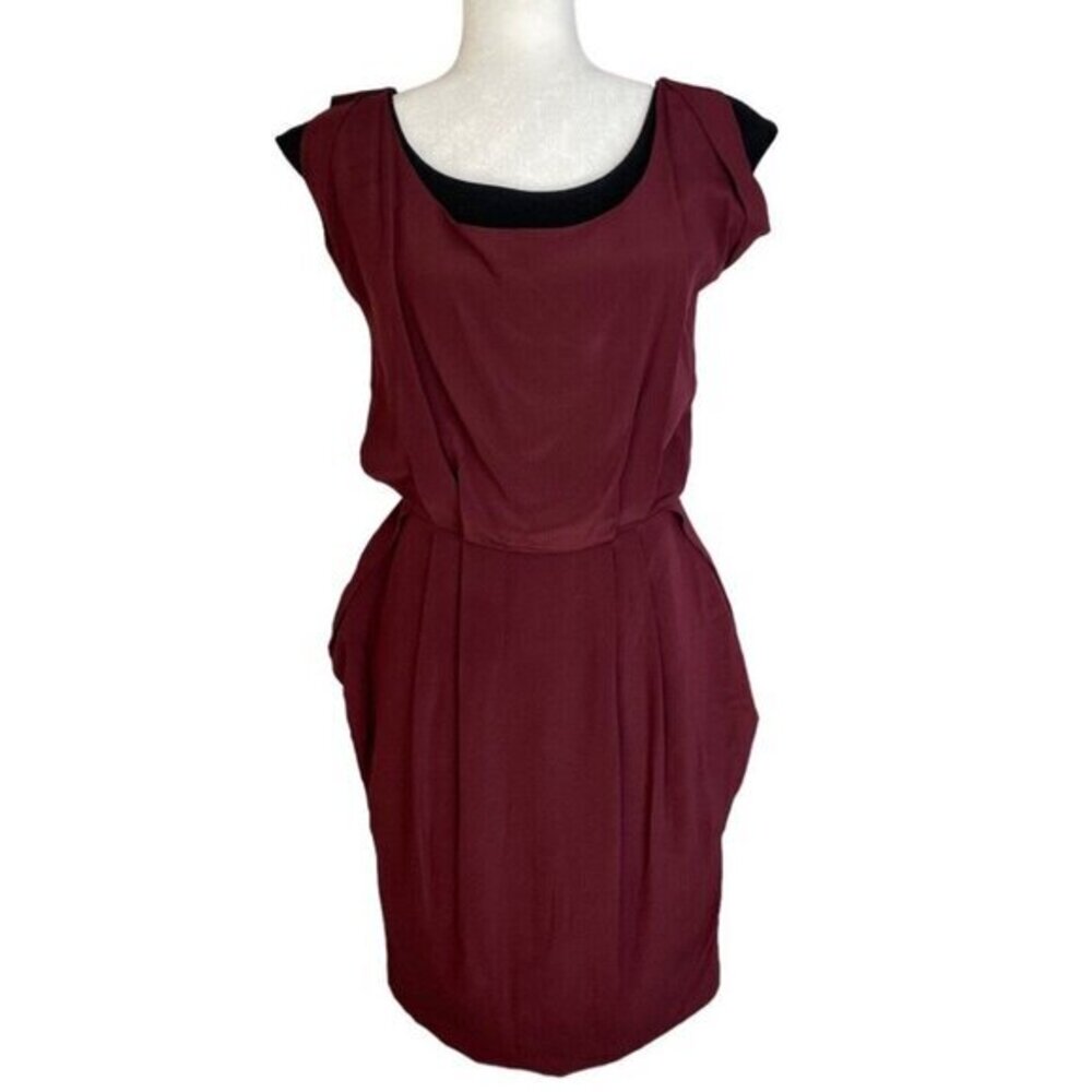 Fendi Women’s Burgundy Scoop Neck Designer Contemporary‎ Modern Dress IT 40/C36
